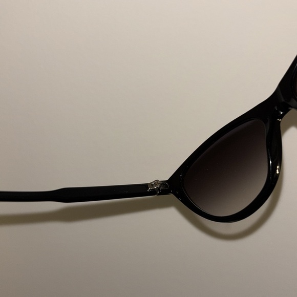 Isabel Marant Black Sunglasses - Picture 6 of 7